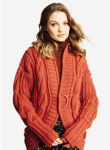 Thick cabled jacket with round edges