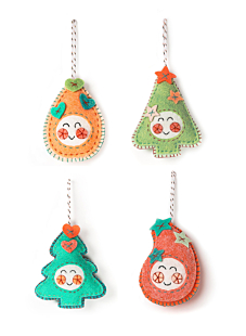 Felt Christmas tree ornament kit, 8 ornaments, 9 x 11 cm